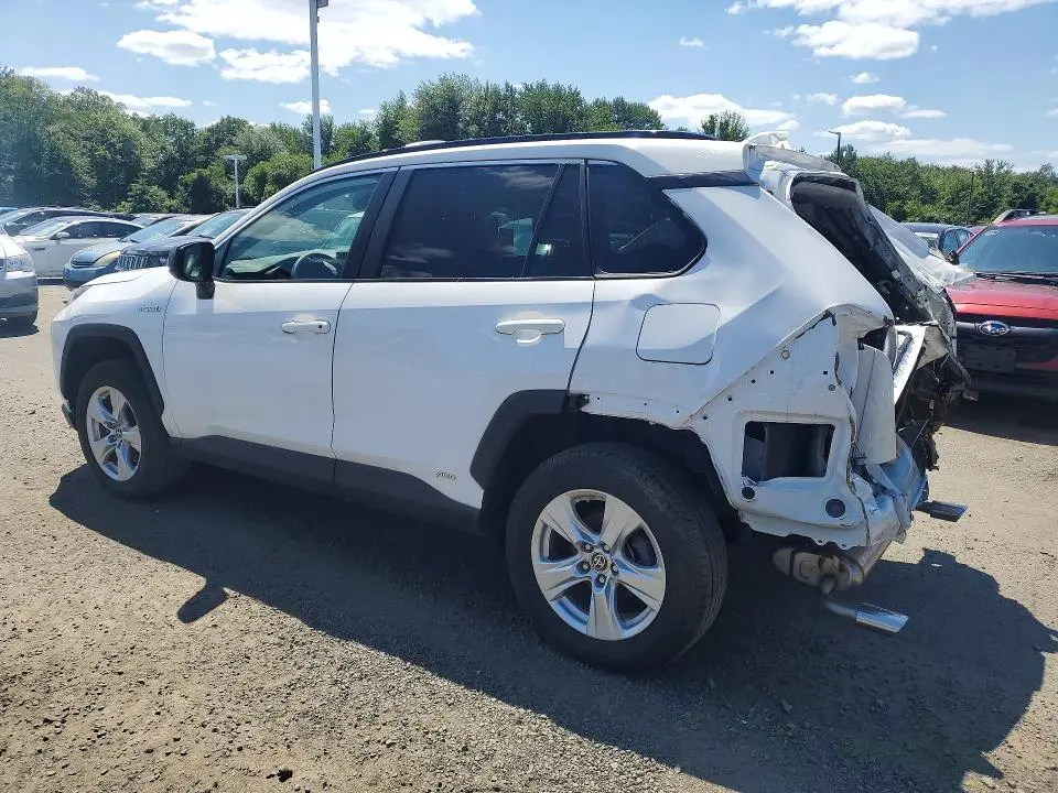 2021 TOYOTA RAV4 LE  