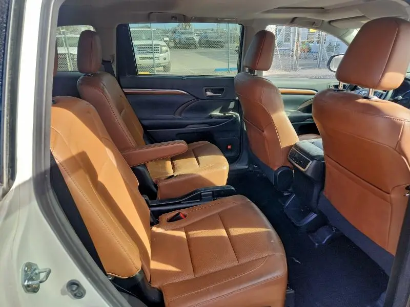 2017 TOYOTA HIGHLANDER HYBRID LIMITED  