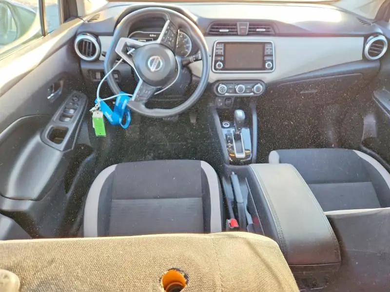 2020 NISSAN VERSA SV  