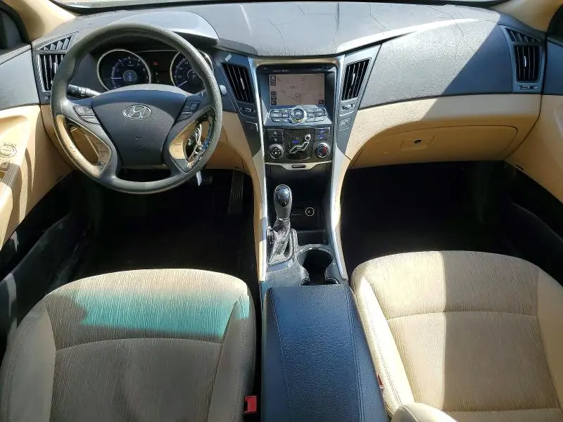 2011 HYUNDAI SONATA GLS  