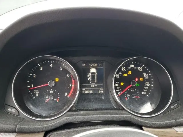 2016 VOLKSWAGEN PASSAT SE  