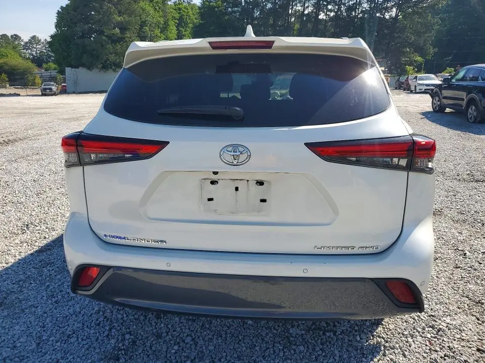 2021 TOYOTA HIGHLANDER LIMITED  