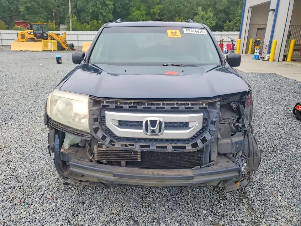 2011 HONDA PILOT LX  