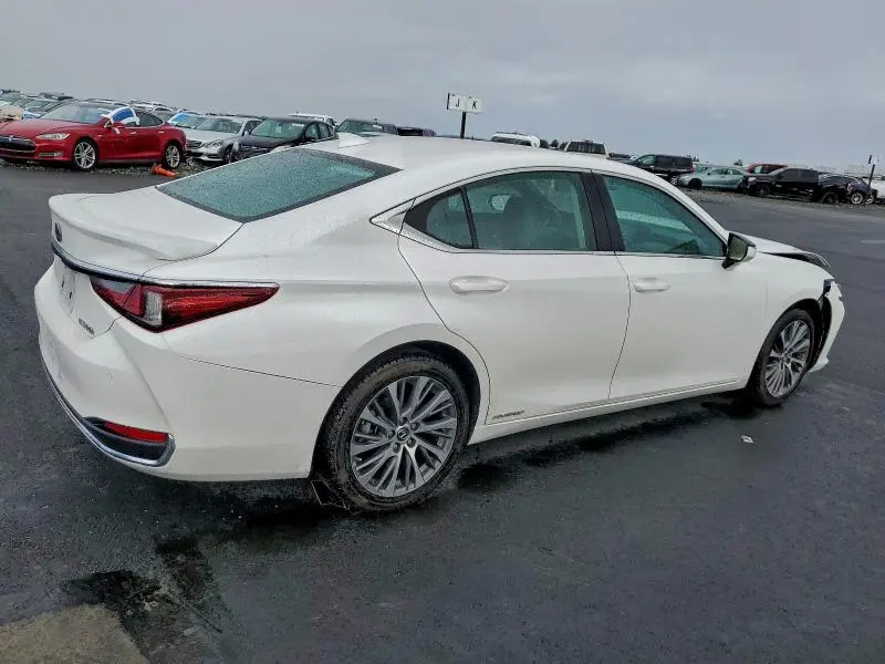 2021 LEXUS ES 300H  