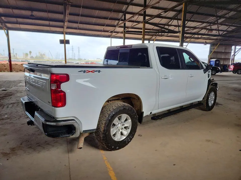 2023 CHEVROLET SILVERADO K1500 LT  