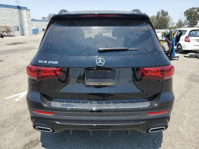 2023 MERCEDES-BENZ GLB 250  