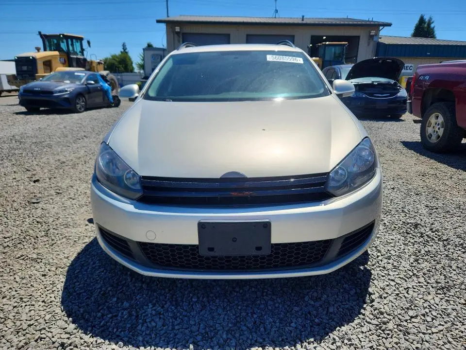 2010 VOLKSWAGEN JETTA S  
