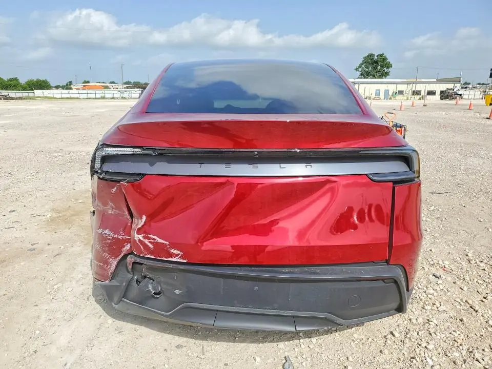 2026 TESLA MODEL Y   
