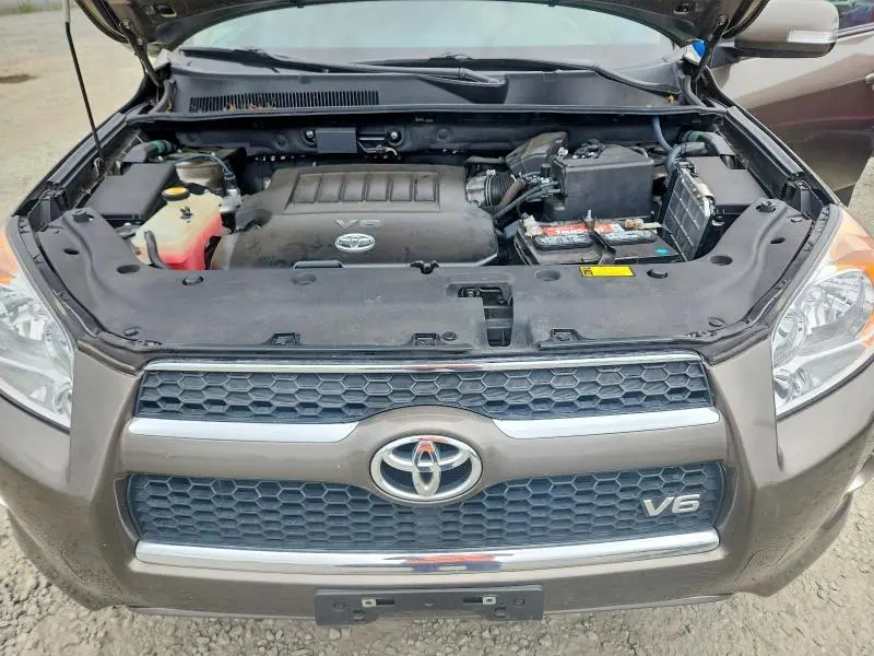 2011 TOYOTA RAV4 LIMITED  