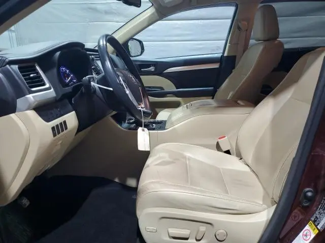 2016 TOYOTA HIGHLANDER XLE  