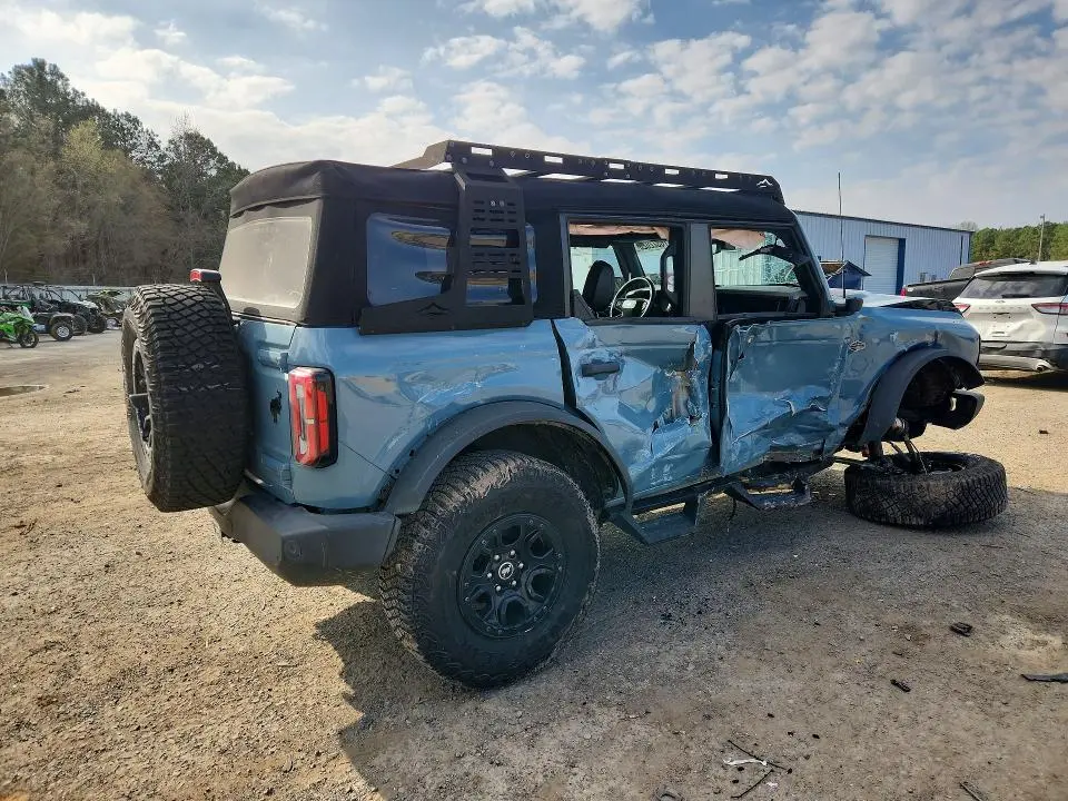 2023 FORD BRONCO BASE  