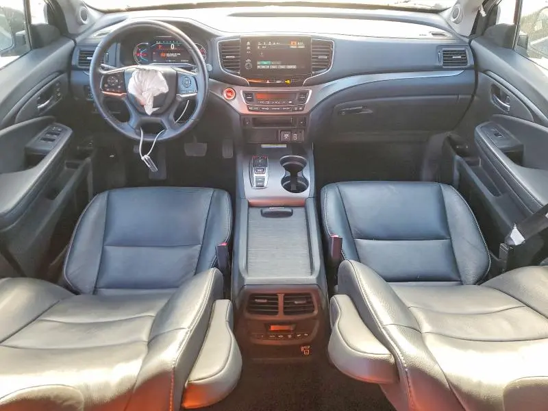 2022 HONDA PILOT SE  