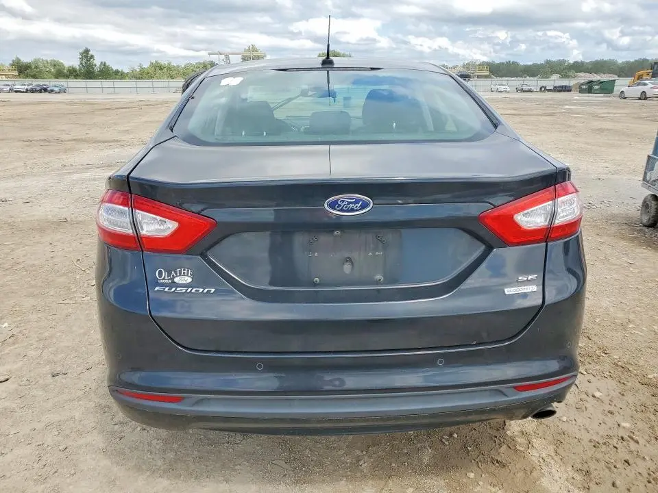 2015 FORD FUSION SE  
