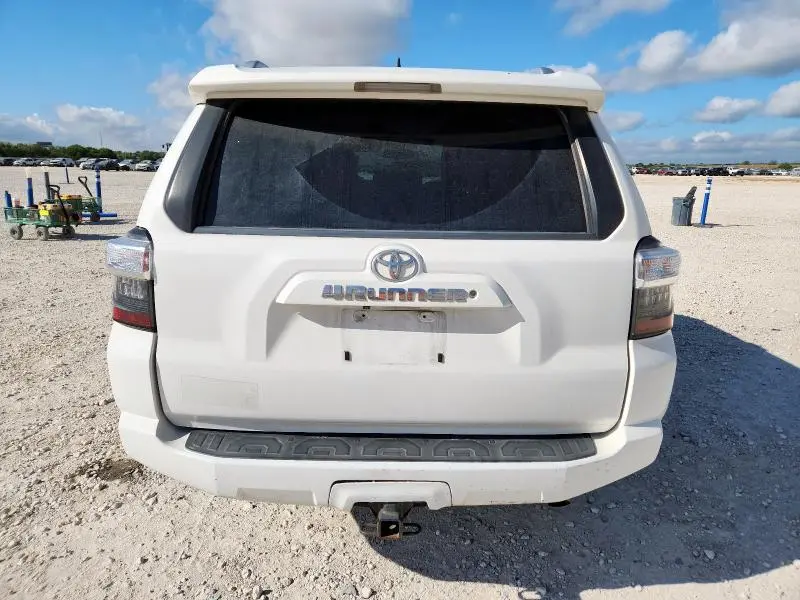 2016 TOYOTA 4RUNNER SR5  