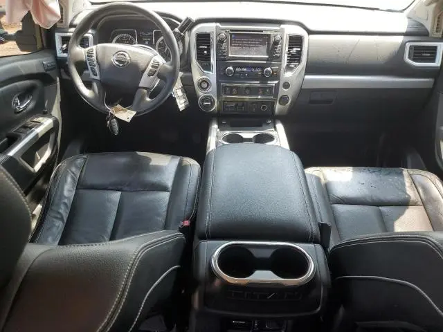 2017 NISSAN TITAN SV  