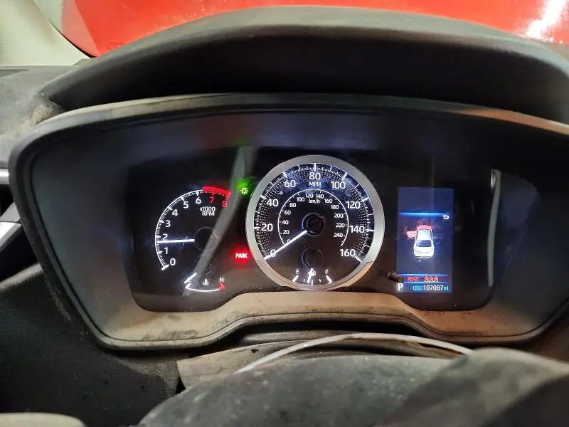 2021 TOYOTA COROLLA LE  