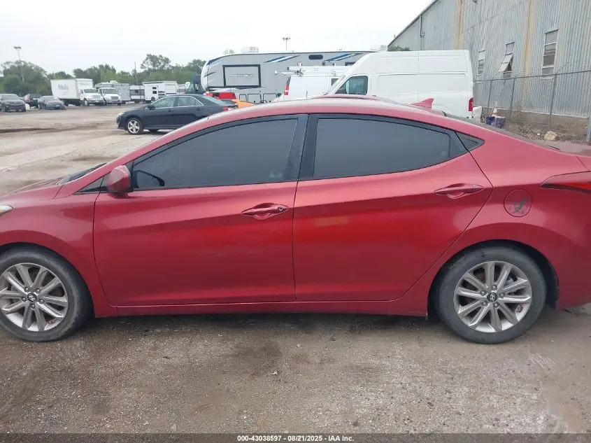 2016 HYUNDAI ELANTRA SE