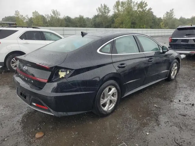 2022 HYUNDAI SONATA SE  