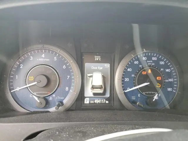 2018 TOYOTA SIENNA LE  