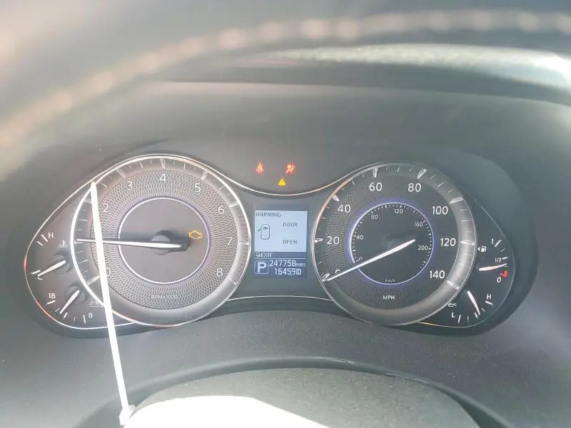 2015 INFINITI QX80 BASE  