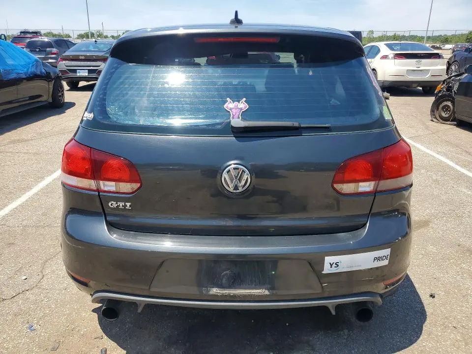 2011 VOLKSWAGEN GTI   