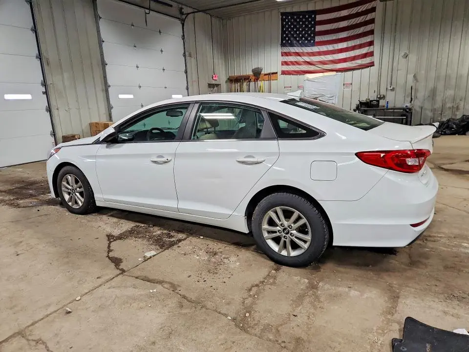2016 HYUNDAI SONATA SE  