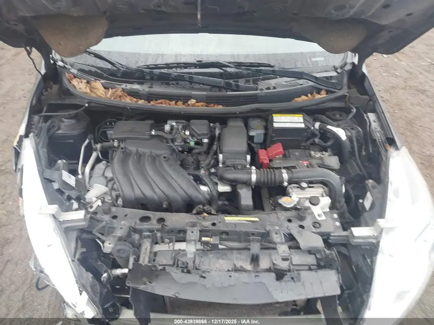 2015 NISSAN VERSA 1.6 SV