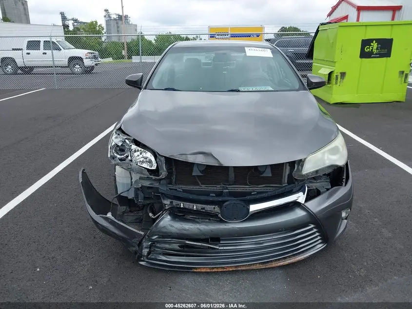 2016 TOYOTA CAMRY LE