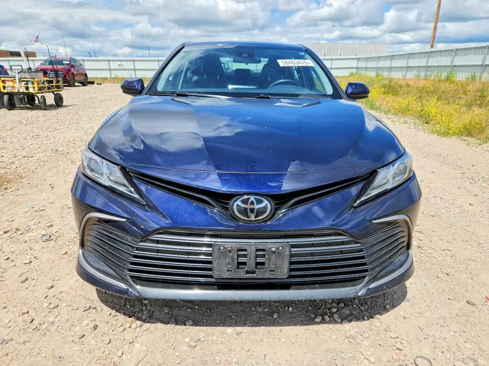 2022 TOYOTA CAMRY LE  