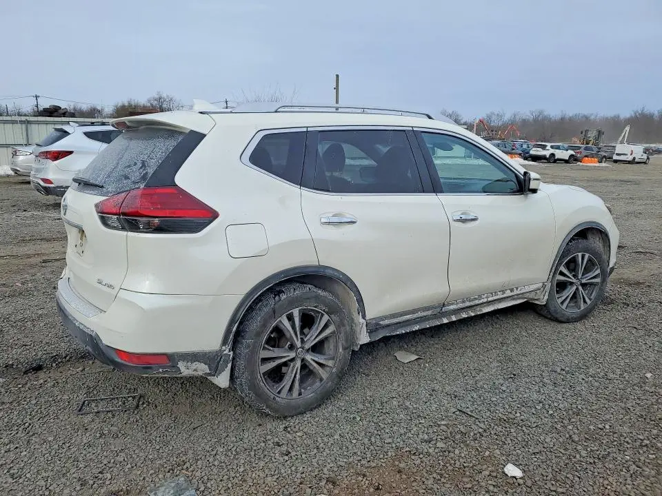 2017 NISSAN ROGUE S  