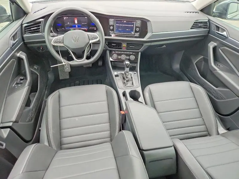2024 VOLKSWAGEN JETTA SE  