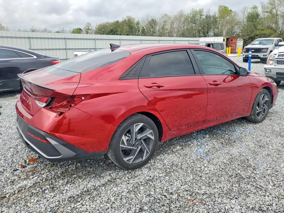 2025 HYUNDAI ELANTRA SEL SPORT  