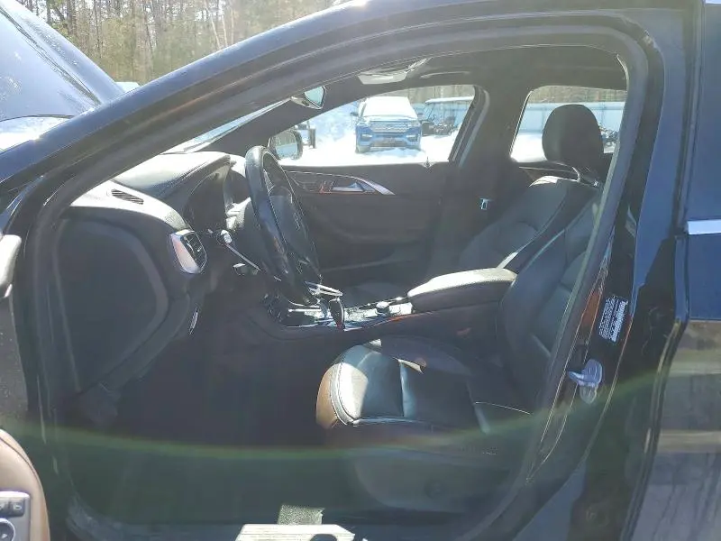 2017 INFINITI QX30 PREMIUM  