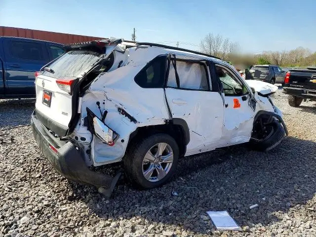 2025 TOYOTA RAV4 XLE  