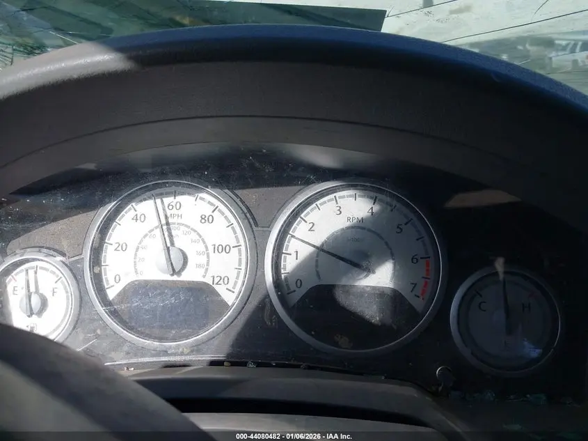 2010 CHRYSLER TOWN & COUNTRY TOURING