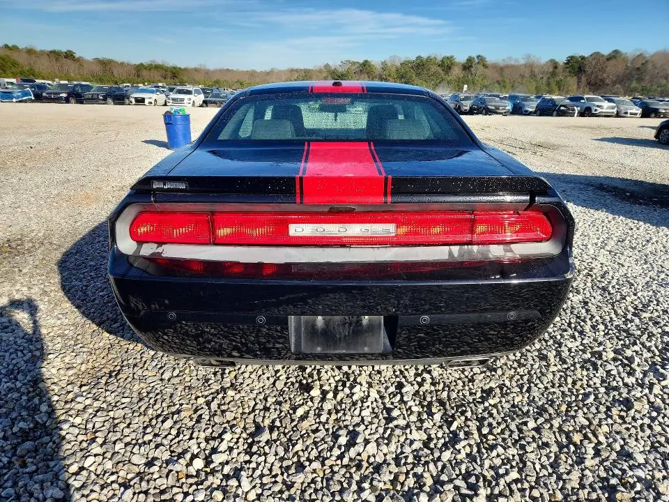 2013 DODGE CHALLENGER SXT  