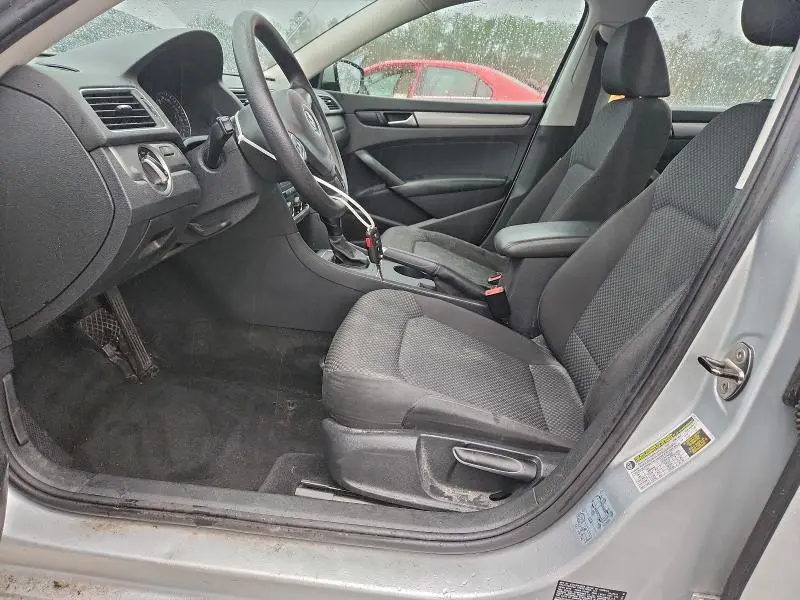 2014 VOLKSWAGEN PASSAT S  