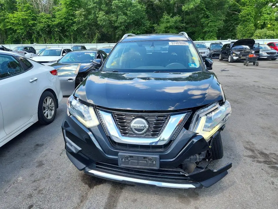 2018 NISSAN ROGUE SV  