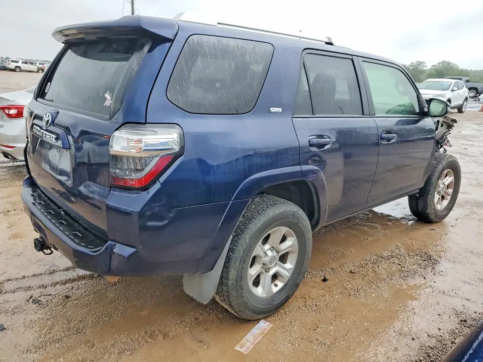 2017 TOYOTA 4 RUNNER   