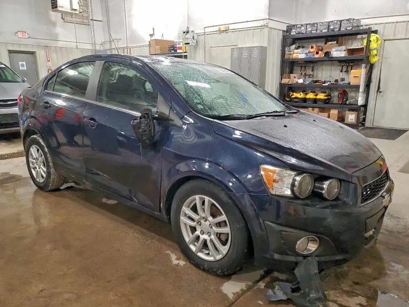 2016 CHEVROLET SONIC LT  