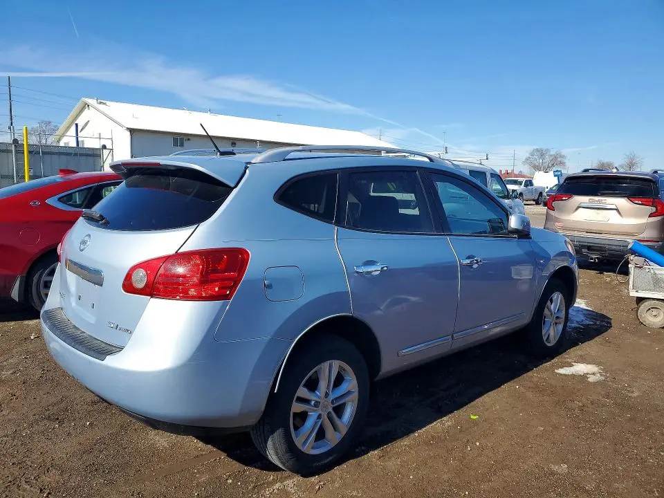 2013 NISSAN ROGUE S  