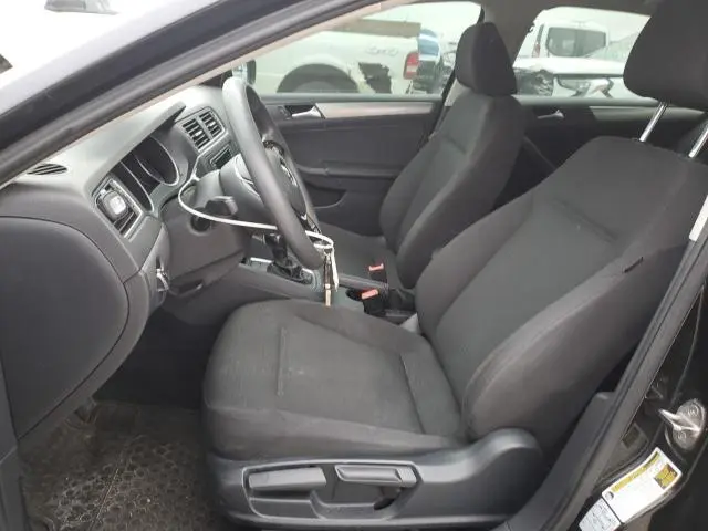 2016 VOLKSWAGEN JETTA SE  