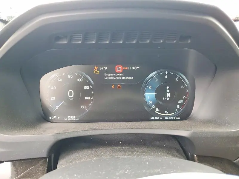 2018 VOLVO XC90 T6  