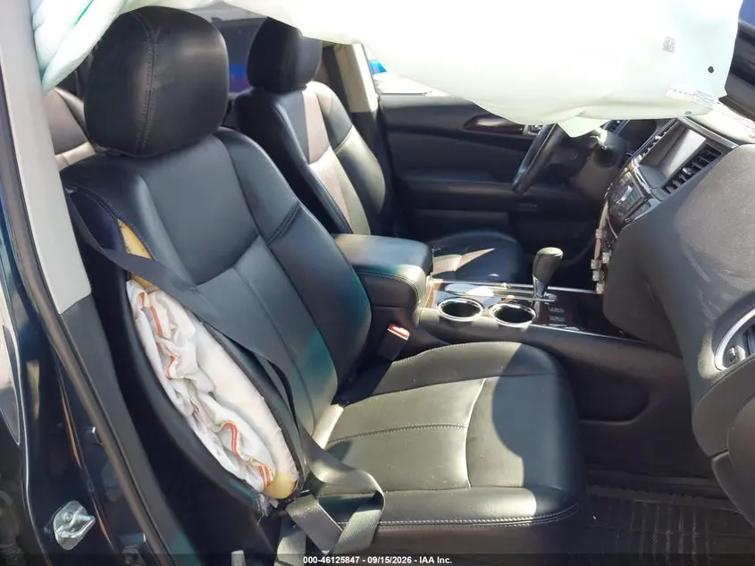2015 NISSAN PATHFINDER SL
