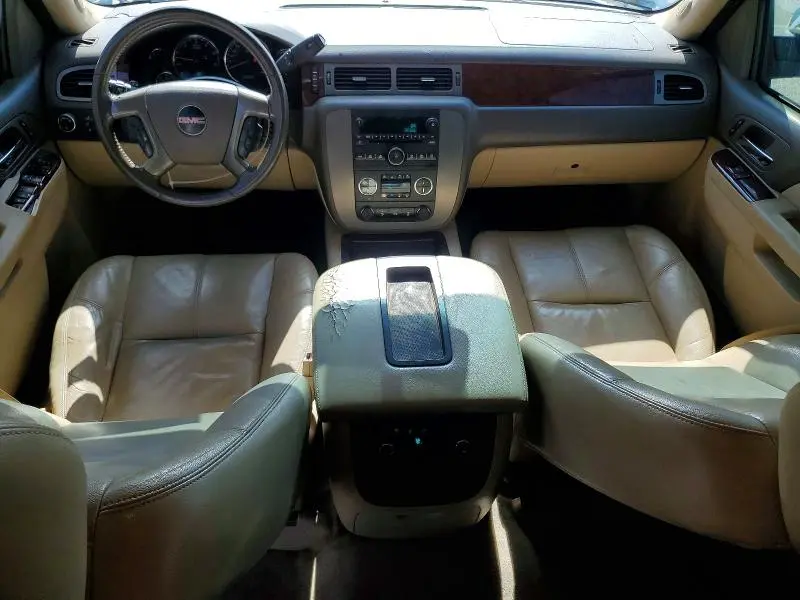 2013 GMC YUKON SLT  