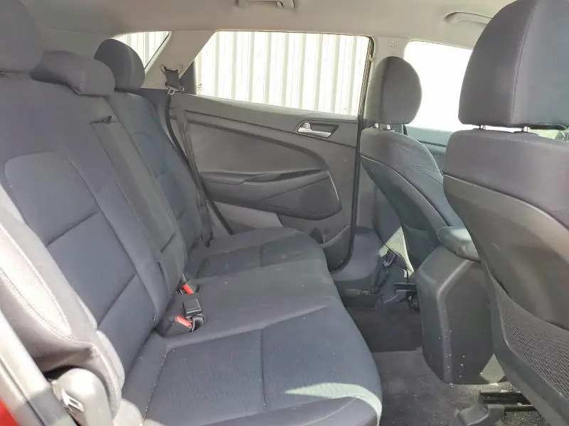 2019 HYUNDAI TUCSON SE  
