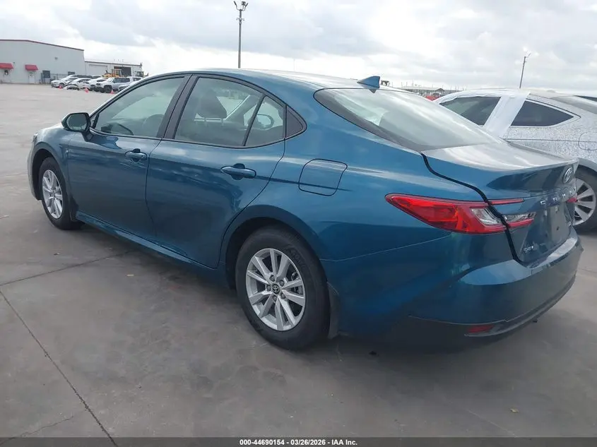 2026 TOYOTA CAMRY LE