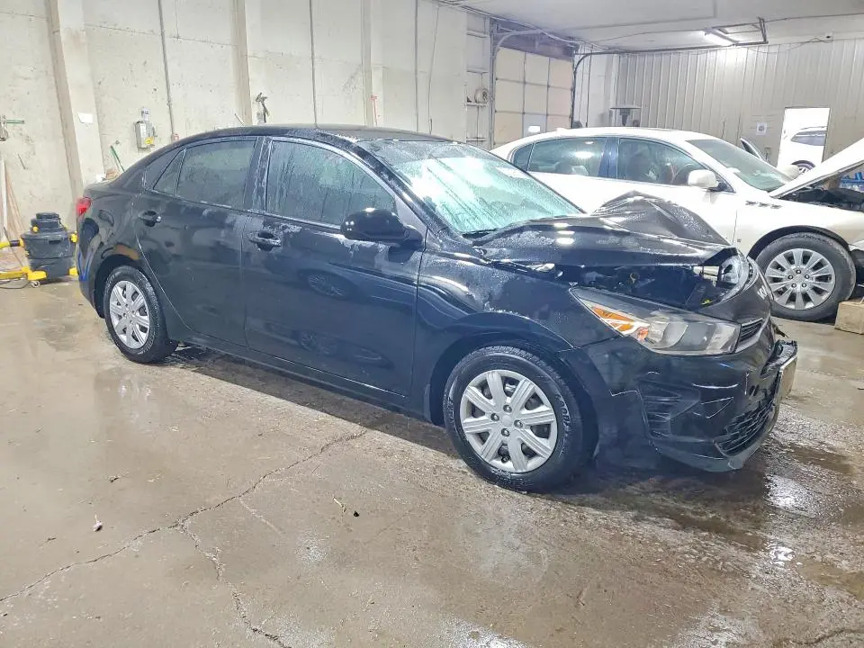 2022 KIA RIO S  