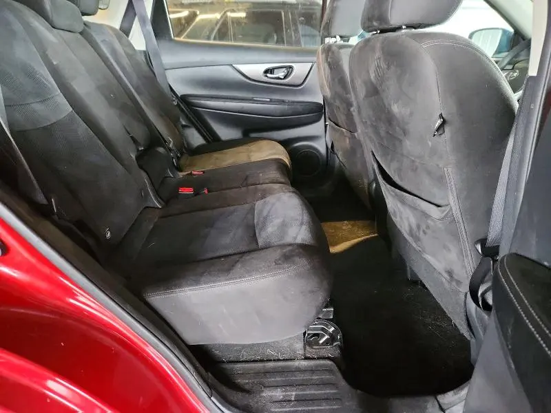 2015 NISSAN ROGUE S  