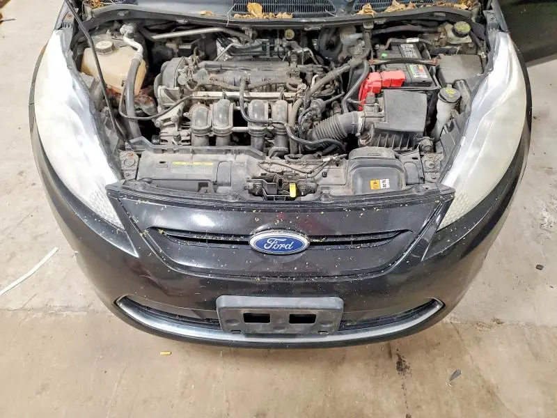 2011 FORD FIESTA SE  
